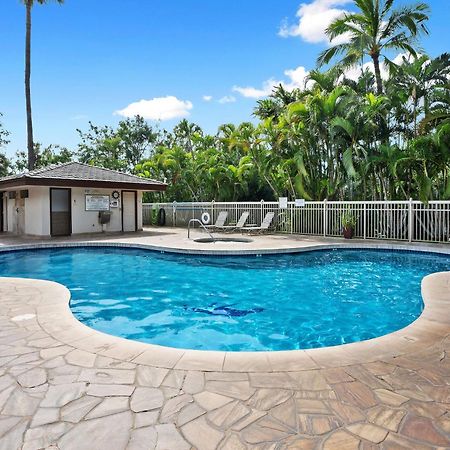 Central Kihei Gem! 3-Min Walk To The Beach & Shops Уайлеа Екстериор снимка