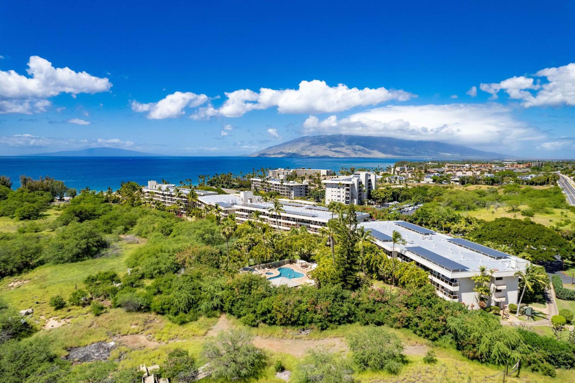 Central Kihei Gem! 3-Min Walk To The Beach & Shops Уайлеа Екстериор снимка